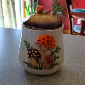 Mushroom Jar